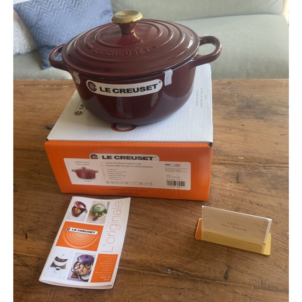Le Creuset Signature Enameled Cast Iron Round Dutch Oven 2.75qt Rhone Garnet NEW